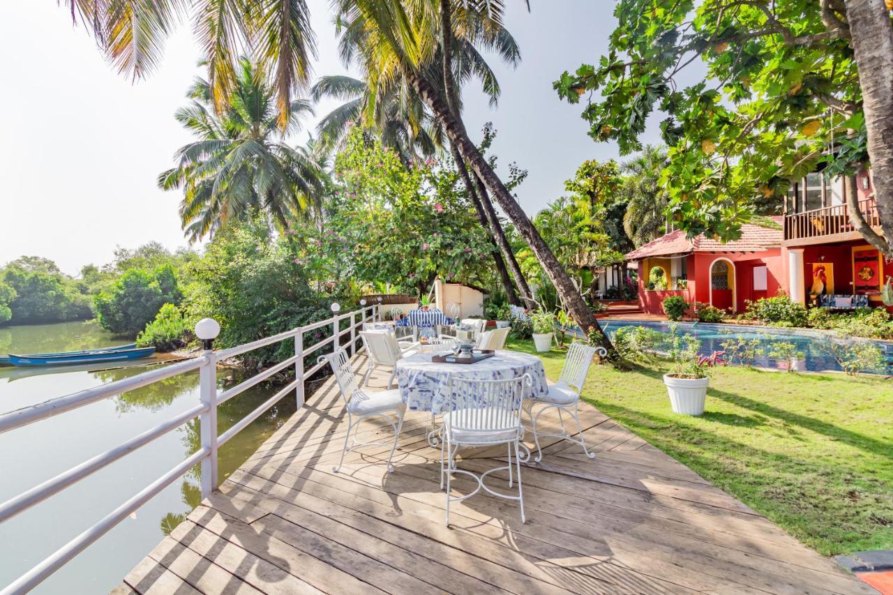 Villa Casa Britona Betim Esterno foto