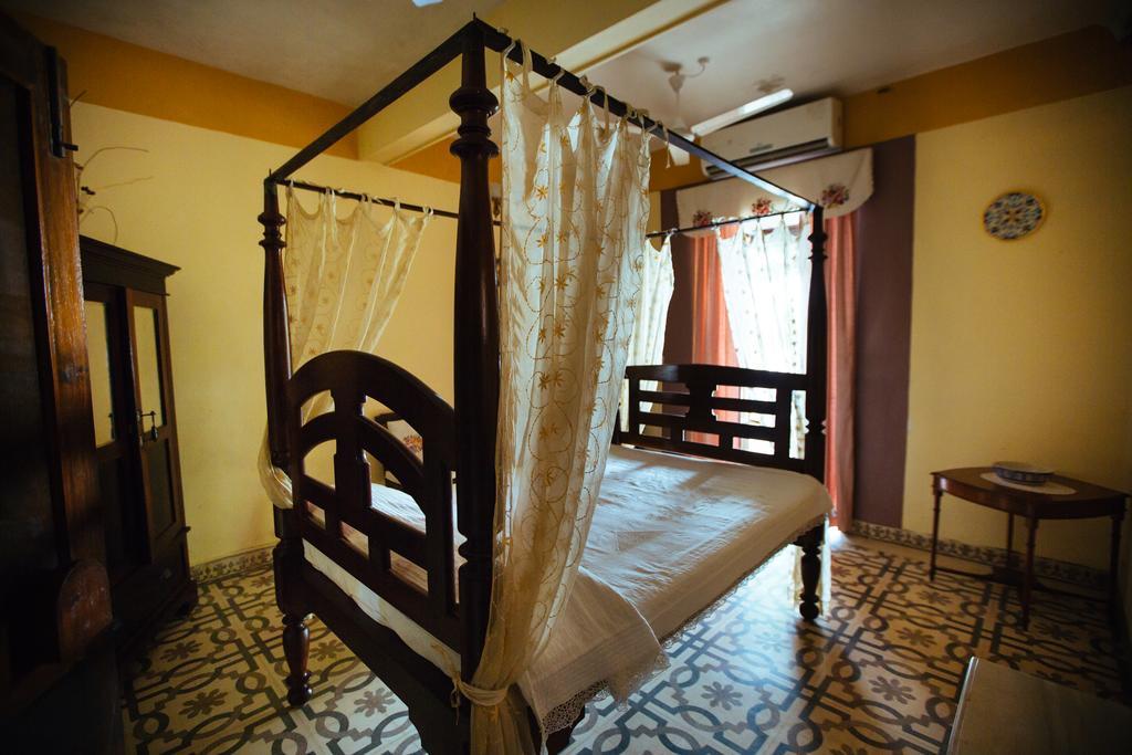 Villa Casa Britona Betim Esterno foto